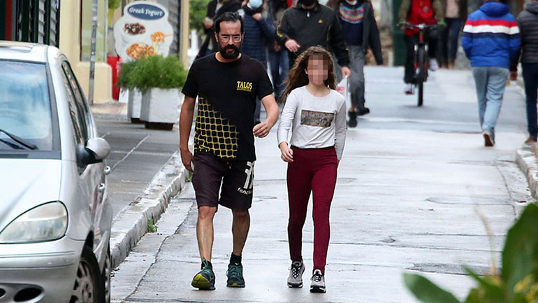Τάσος Νούσιας: Σπάνια δημόσια εμφάνιση με την κόρη του Ιωάννα
