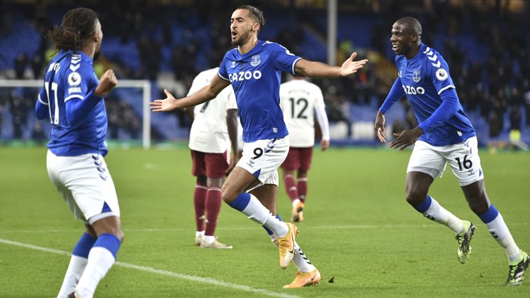 Δεύτερη η Έβερτον, 2-1 την Άρσεναλ