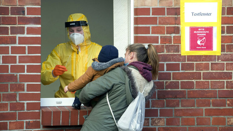 Γερμανία: Σε 31.300 ανέρχονται τα νέα κρούσματα