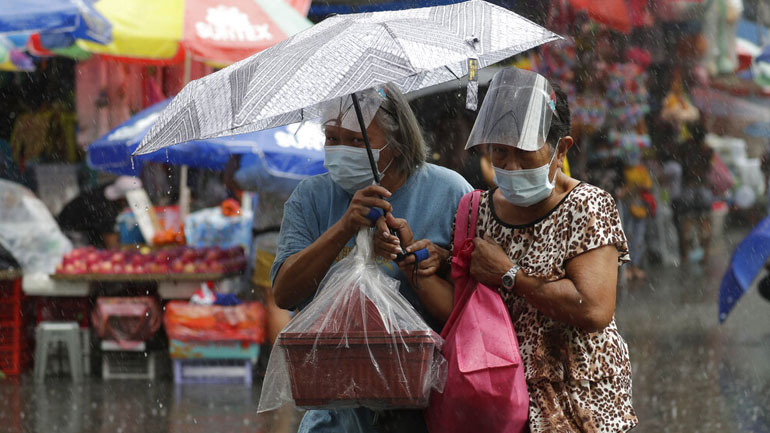 Φιλιππίνες: Τουλάχιστον 2 νεκροί και εκατοντάδες άστεγοι από τις βροχές