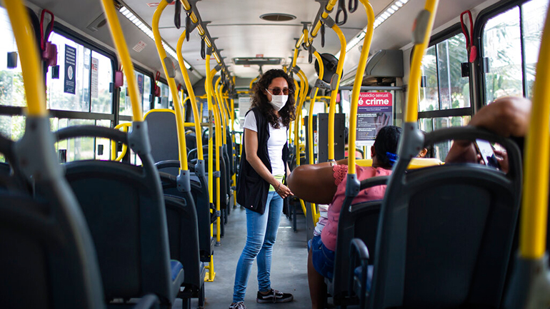 Βραζιλία: 50.177 κρούσματα και 706 θάνατοι μέσα σε 24 ώρες