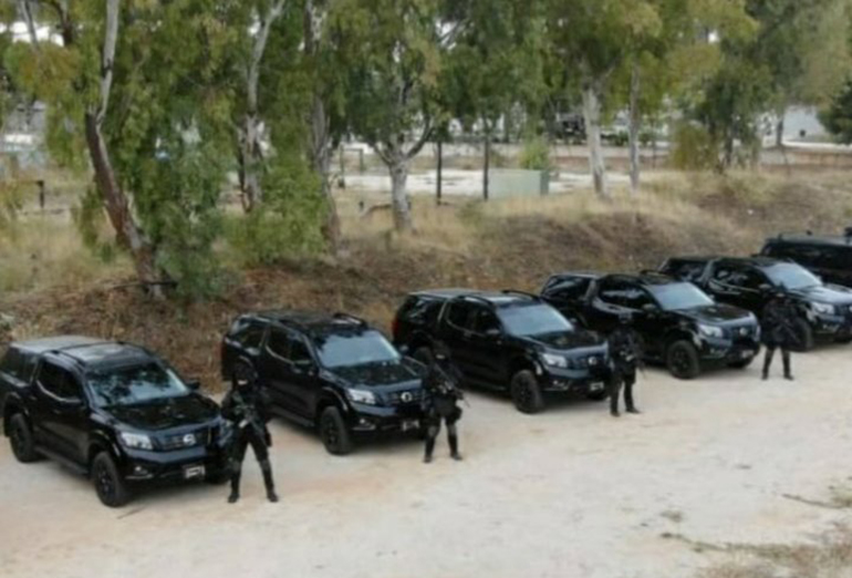 Όπως διακρίνεται σε αυτή τη φωτογραφία η καρότσα του Navara είναι κλειστή...