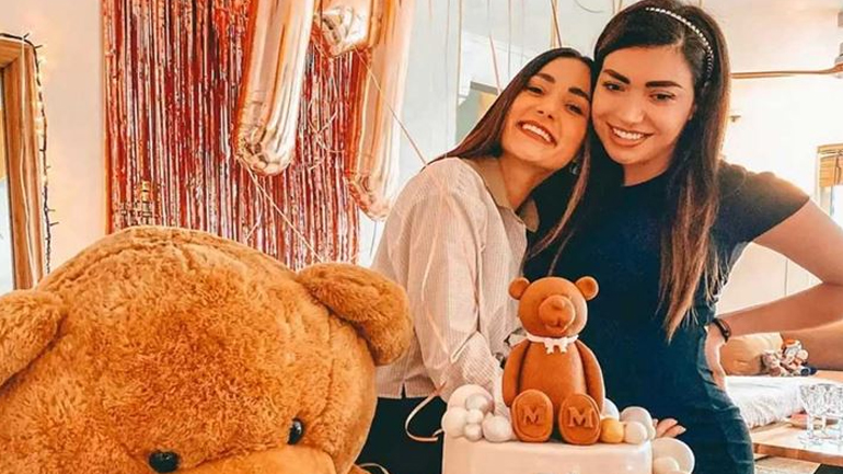 Όλγα Φαρμάκη: Φωτογραφίες από το παραμυθένιο baby shower λίγο πριν γεννήσει!