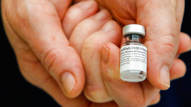 Βασιλακόπουλος: «Ενδεχομένως το νέο στέλεχος του κορωνοϊού να έχει φτάσει και στην Ελλάδα»