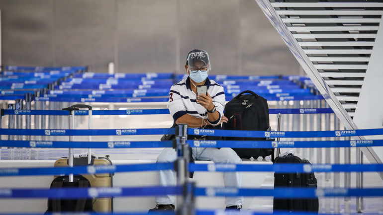 Σε 10ημερη καραντίνα οι ταξιδιώτες από τη Βρετανία – Οι όροι εισόδου στην Ελλάδα