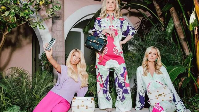 Σύσσωμη η οικογένεια Hilton στη νέα καμπάνια του οίκου Valentino