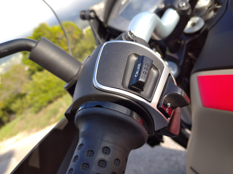 Αυτόματη ρύθμιση ταχύτητας ή cruise control...