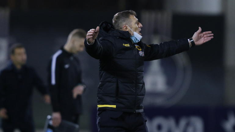 ΑΕΚ: Στην πόρτα της εξόδου ο Μάσιμο Καρέρα