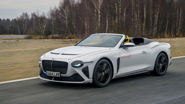 Στον δρόμο το υπέροχο cabrio της Bentley