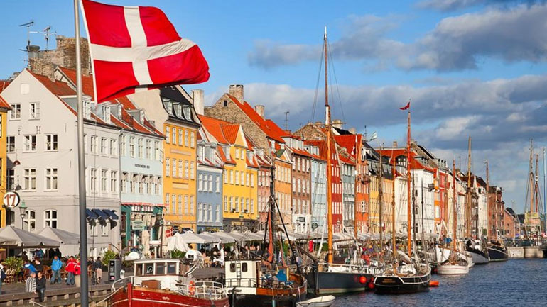 Ο πλούτος των Δανών ξεπέρασε τα επίπεδα προ πανδημίας και έφτασε τα 930 δισ. δολ.