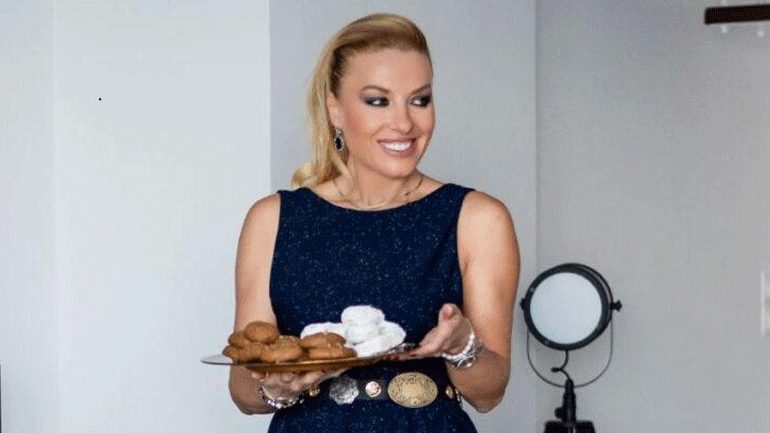 Έλσα Τόλη: Η γιορτινή της εμφάνιση που κέρδισε τις εντυπώσεις