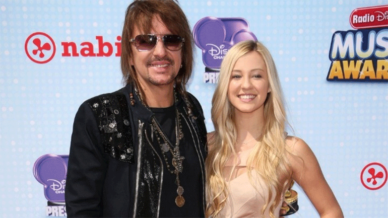 Ο Ρίτσι Σαμπόρα είναι περήφανος για την κόρη του Ο Ρίτσι Σαμπόρα είναι περήφανος για την κόρη του