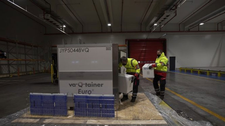 Υπό υψηλή επιτήρηση και μυστικότητα η μεταφορά των εμβολίων Υπό υψηλή επιτήρηση και μυστικότητα η μεταφορά των εμβολίων