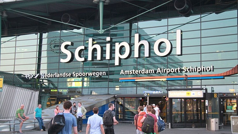 Αρνητικό τεστ PCR οφείλουν να διαθέτουν όσοι θέλουν να μεταβούν αεροπορικώς στην Ολλανδία