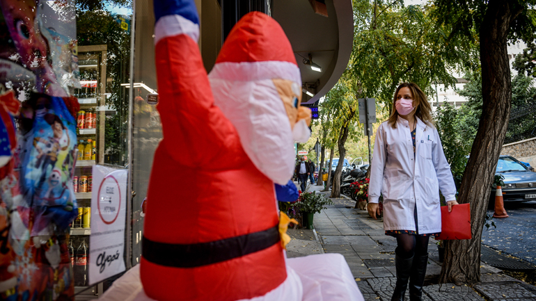 Έφοδοι και μπλόκα στο “γιορτινό μενού” της ΕΛ.ΑΣ.