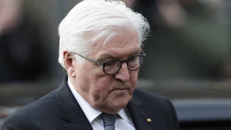 Γερμανία-Κορωνοϊός: «Φωτεινότερο το πολυαναμενόμενο φως στο τέλος του τούνελ»