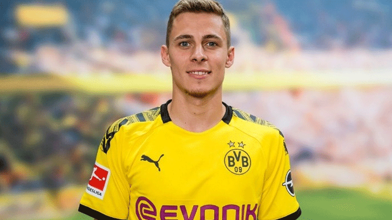 Ντόρτμουντ: Στα… πιτς για αρκετές εβδομάδες ο Τοργκάν Αζάρ