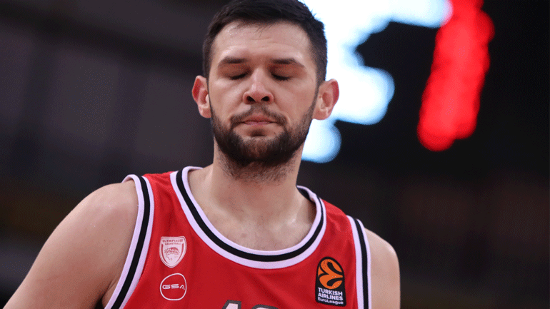 Ολυμπιακός: Νοκ-άουτ για έναν μήνα ο Παπανικολάου