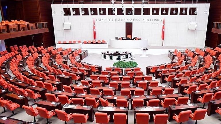 Το τουρκικό κοινοβούλιο συζητά για σχέδιο νόμου που μπορεί να αυξήσει την εποπτεία των ΜΚΟ