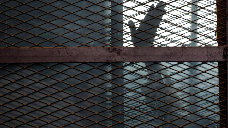 Γαλλία: Πατέρας κρατούσε νηστικό τον γιο του στη σοφίτα επί μήνες επειδή έχασε τη δουλειά του