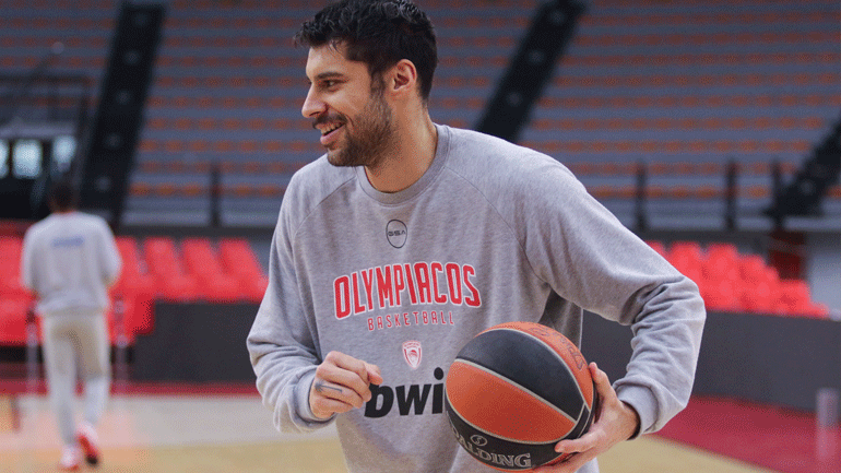 Ολυμπιακός: Ετοιμοπόλεμος για τη Χίμκι ο Πρίντεζης