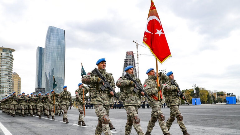 Άφιξη Τούρκων στρατιωτικών στο Αζερμπαϊτζάν, πριν τη λειτουργία κέντρου επιτήρησης της εκεχειρίας στο Ναγκόρνο Καραμπάχ