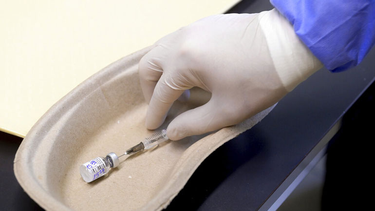 Ξεκινάει ο πρώτος εμβολιασμός κατά του Covid-19 στη Σλοβακία