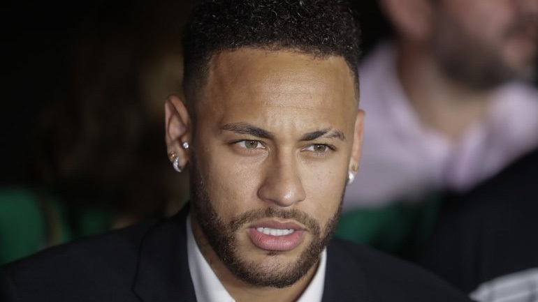 Πάρτι με 500 καλεσμένους διοργανώνει ο Νεϊμάρ σύμφωνα με την «Globo»!