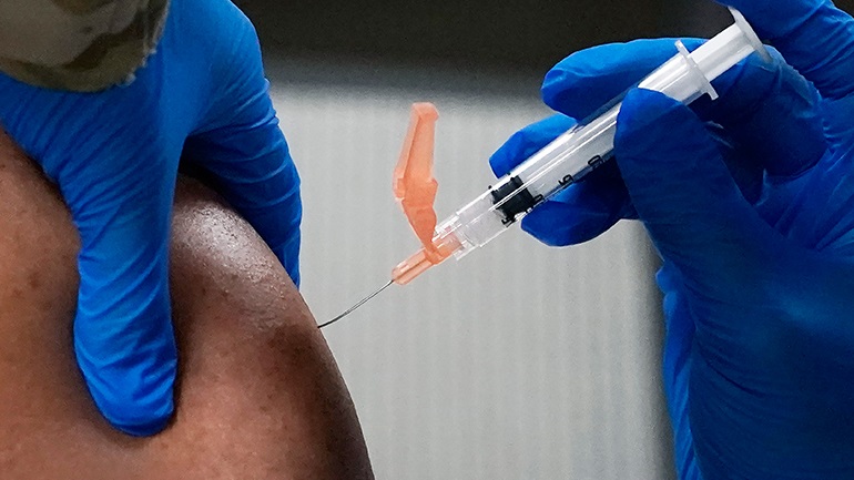 Ιράκ: Εγκρίθηκε η έκτακτη χρήση του εμβολίου των Pfizer/BioNTech