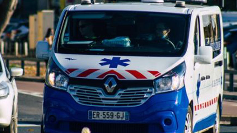 Γαλλία: Αυτοκίνητο εισέβαλε σε εκκλησία και τραυμάτισε τρεις ανθρώπους