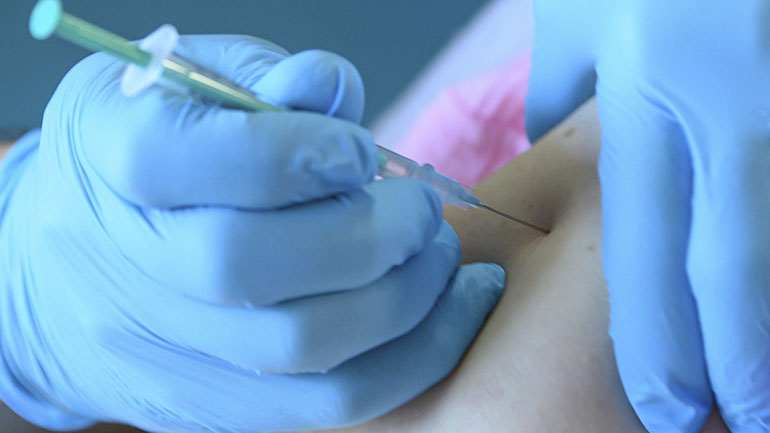 Ρωσία: Ο Δήμος της Μόσχας θα δέχεται από τη Δευτέρα αιτήσεις για τον εμβολιασμό ατόμων άνω των 60 ετών Ρωσία: Ο Δήμος της Μόσχας θα δέχεται από τη Δευτέρα αιτήσεις για τον εμβολιασμό ατόμων άνω των 60 ετών