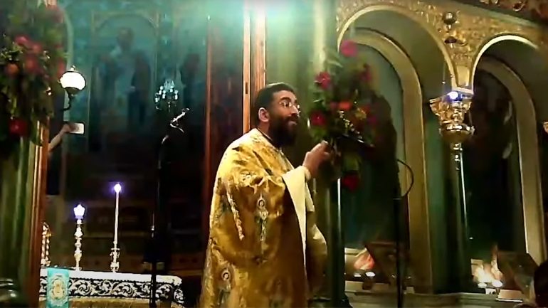 Καλαμάτα: Ιερέας διέκοψε λειτουργία γιατί δεν φορούσαν μάσκα οι πιστοί Καλαμάτα: Ιερέας διέκοψε λειτουργία γιατί δεν φορούσαν μάσκα οι πιστοί