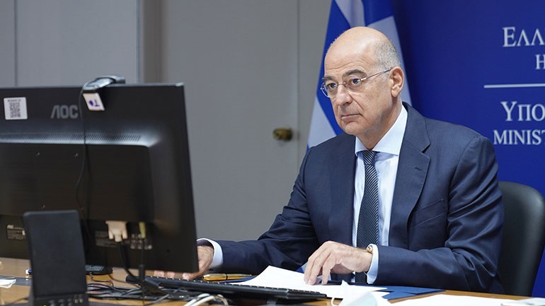 Τηλεφωνική επικοινωνία Δένδια με τον Ευρωπαίο επίτροπο Όλ. Βαρέλι