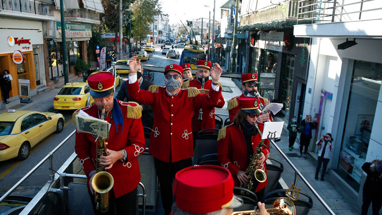 «Για 2-3 ώρες ξεγνοιασιάς την Πρωτοχρονιά ας μην υπονομεύσουμε ό,τι κερδίσαμε με κόπο και θυσίες»