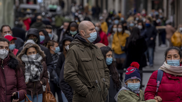 «Μητρώο» για τους Ισπανούς που θα αρνηθούν τον εμβολιασμό ετοιμάζει η κυβέρνηση