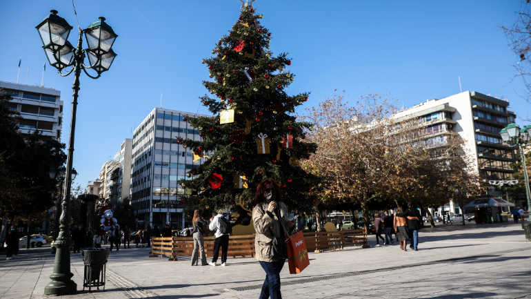 Πρωτοχρονιά χωρίς καμία χαλάρωση των μέτρων Πρωτοχρονιά χωρίς καμία χαλάρωση των μέτρων