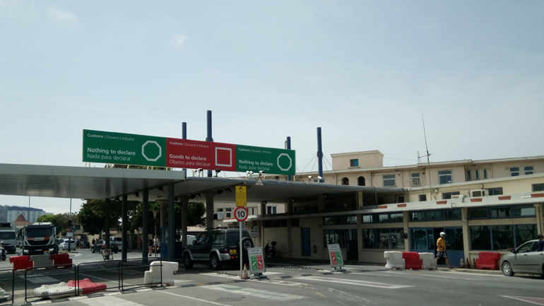 Ισπανία: Ελεύθερα θα μετακινούνται οι εργαζόμενοι από και προς το Γιβραλτάρ μετά το Brexit