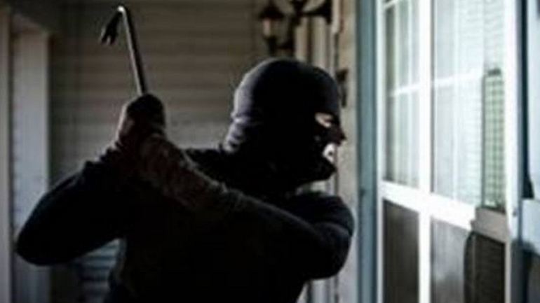 Κηφισιά: Αδίστακτοι κακοποιοί βιαιοπράγησαν κατά ζευγαριού ηλικιωμένων μέσα στην οικία τους