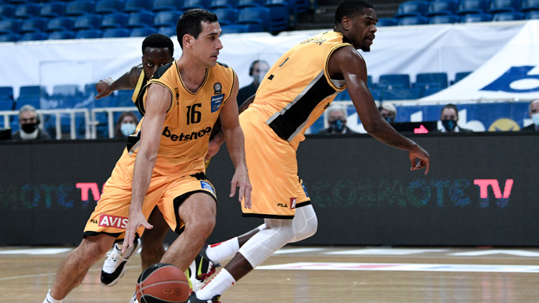 ΑΕΚ: Θλάση ο Νίκος Ζήσης