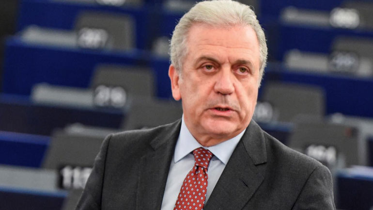 Στον Άρειο Πάγο ο Αβραμόπουλος για τη Novartis