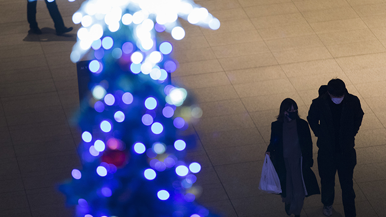 Κύπρος: Παρουσία μόνο των διαμενόντων στις οικίες και μέχρι 10 άτομα για την Παραμονή της Πρωτοχρονιάς