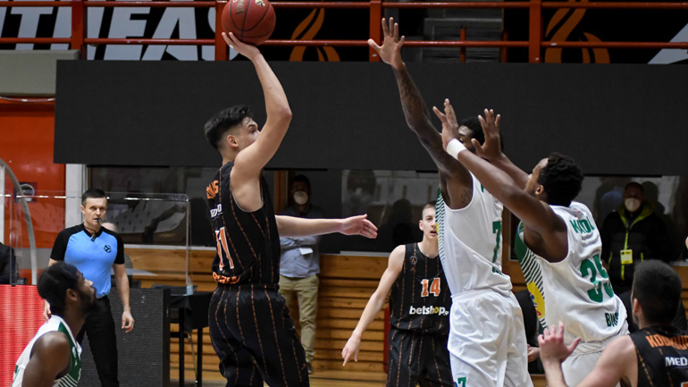 Αποχώρησε με ήττα από το EuroCup ο Προμηθέας, 100-75 η Μπούρσασπορ