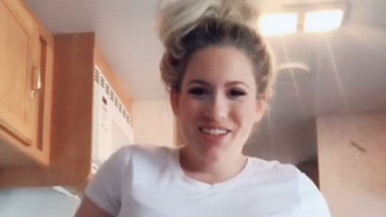 Έμεινε έγκυος ενώ κυοφορούσε ήδη δίδυμα