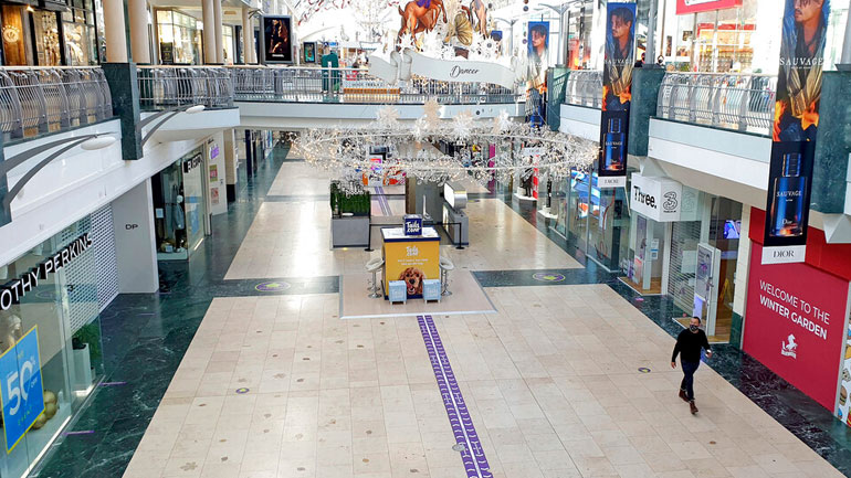 Βρετανία: Χρειάζονται εκατομμύρια εμβολιασμοί για να αποφευχθεί το τρίτο κύμα της επιδημίας