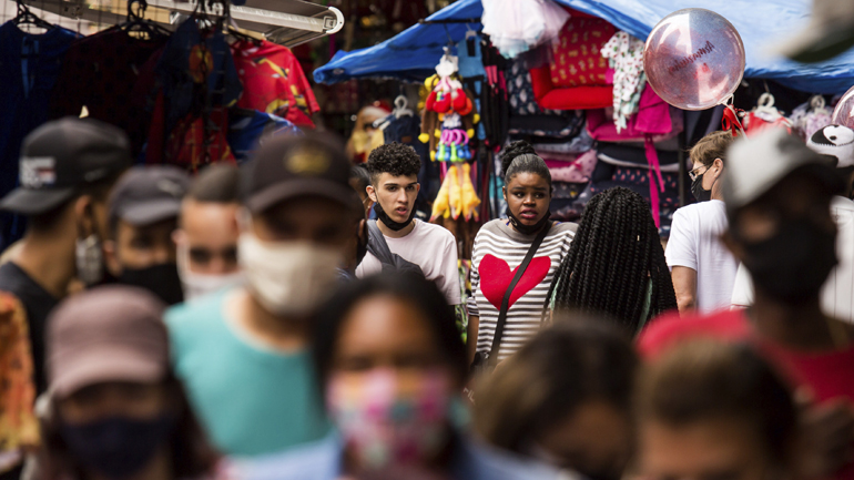 Covid-19: Αρνητικό ρεκόρ ημερήσιων θανάτων και κρουσμάτων στη Βραζιλία