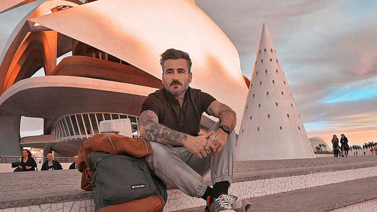 Ξεσπά ο Γιώργος Μαυρίδης για τους συνωμοσιολόγους του εμβολίου του κορωνοϊού