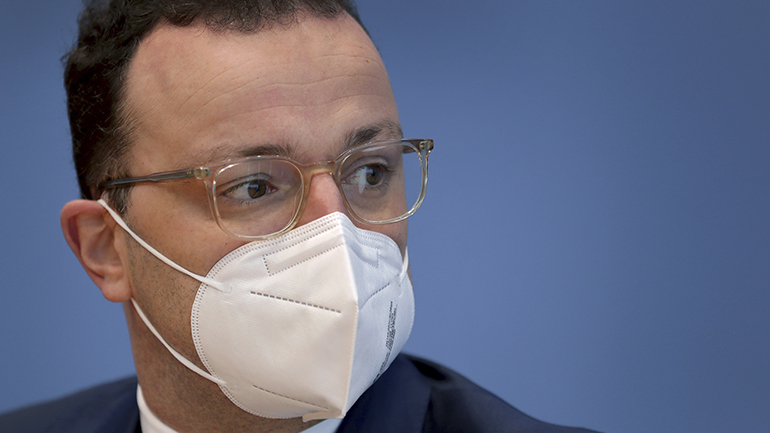 Υπ. Υγείας Γερμανίας: Είμαστε «ακόμη πολύ μακριά» από την επιστροφή στην κανονικότητα