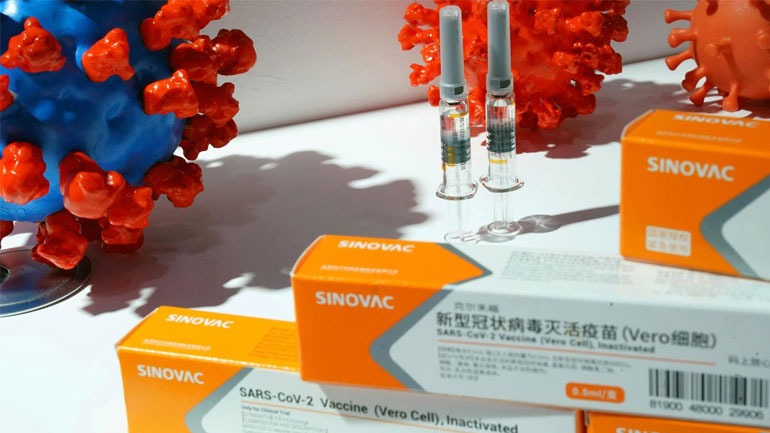 Έφτασε στην Τουρκία το πρώτο φορτίο με τρία εκατομμύρια δόσεις από το κινεζικό εμβόλιο της Sinovac