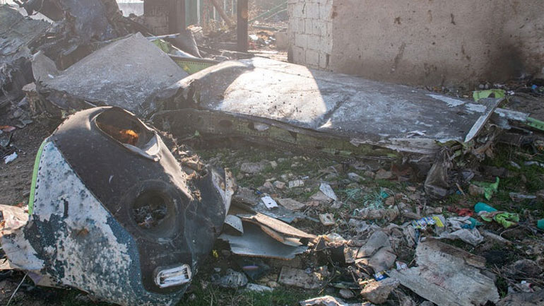 To Ιράν αποζημιώνει τις οικογένειες των θυμάτων της συντριβής του ουκρανικού αεροπλάνου