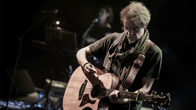 Ο Μίλτος Πασχαλίδης «ζωντανά» από τον Σταυρό του Νότου